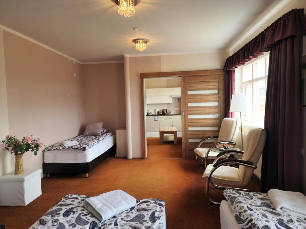 Kiljan Apartments & Rooms Blonduos Bagian luar foto