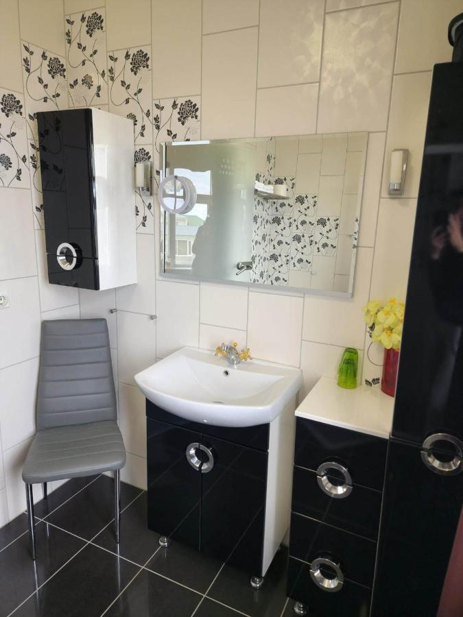 Kiljan Apartments & Rooms Blonduos Bagian luar foto