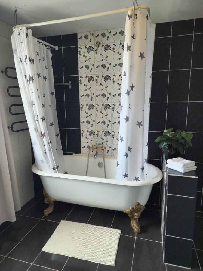 Kiljan Apartments & Rooms Blonduos Bagian luar foto