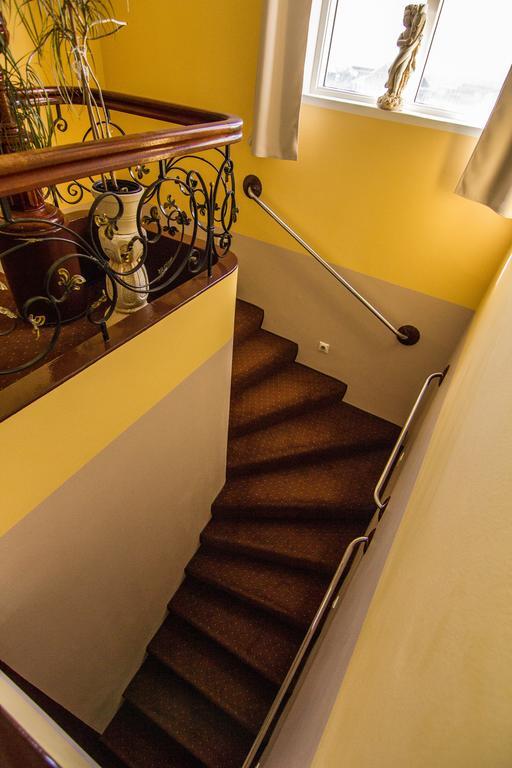 Kiljan Apartments & Rooms Blonduos Bagian luar foto